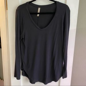 Athleta black long sleeve tee size M
